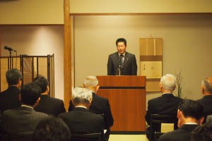 内藤理事長が1月度総会より緊張してご挨拶をされていました。
